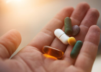 Les vitamines et suppléments humains sont-ils dangereux pour les animaux?