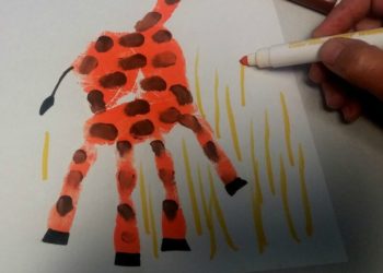 Comment faire une girafe avec la main ?