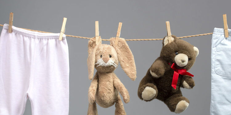 Comment laver son doudou à la main ?