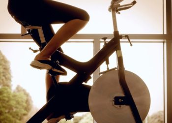 Quelles sont les caractéristiques d'un réflexe conditionnel ?