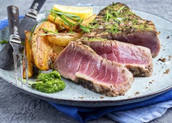 Comment cuisiner du poisson pour son chat ?