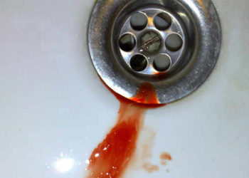 Quel cancer fait vomir du sang ?