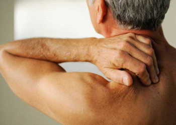 Comment calmer les démangeaisons dans les oreilles ?