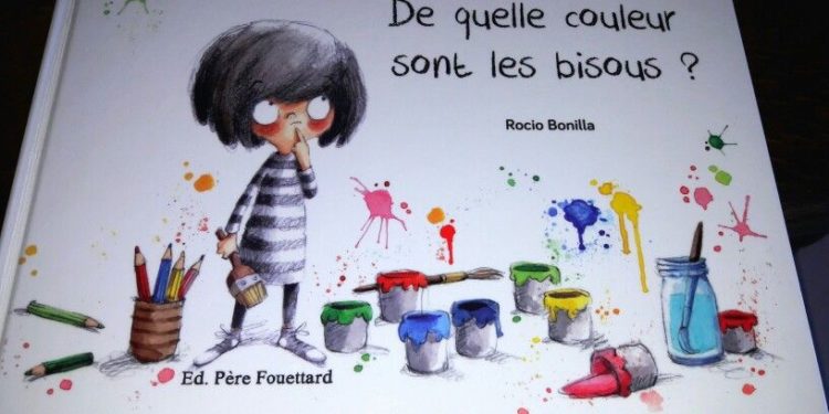 Quelle couleur sont les méduses ?