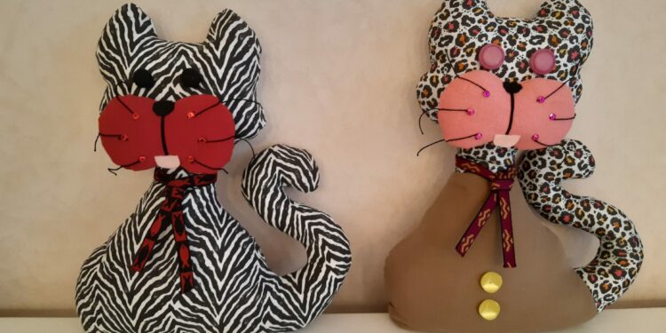 Comment éviter que mon chat gratte à la porte ?