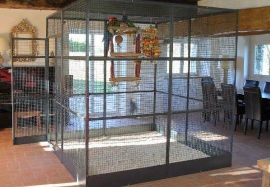 Comment fabriquer une grande volière ?