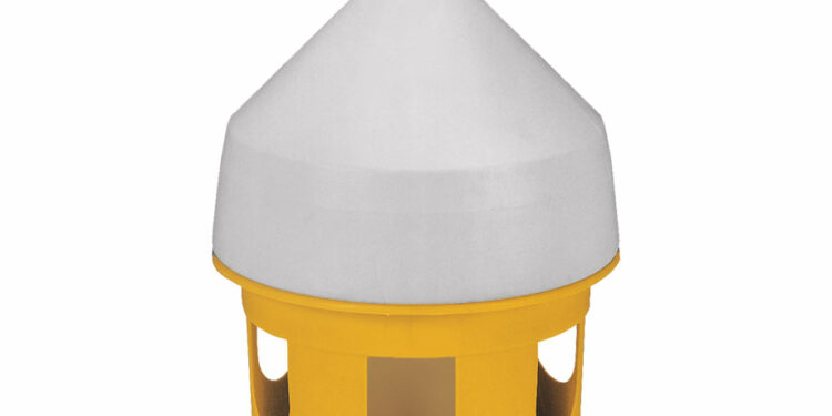 Comment fabriquer une mangeoire automatique pour poules ?