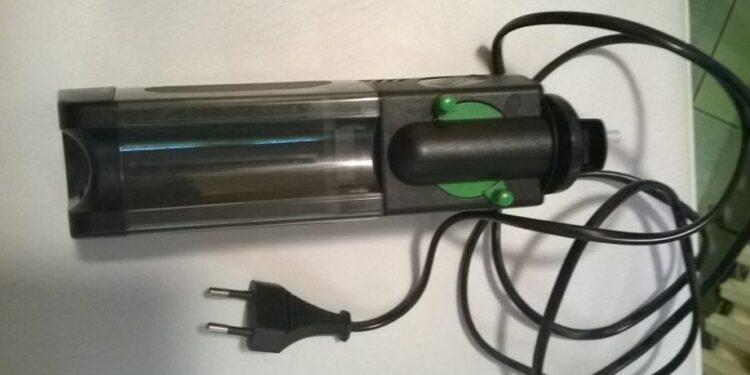 Comment faire pour avoir une eau claire dans un aquarium ?