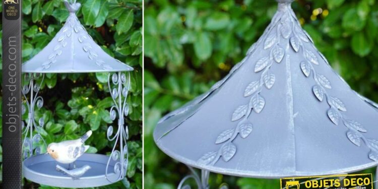 Comment faire un abreuvoir avec une bouteille en plastique ?