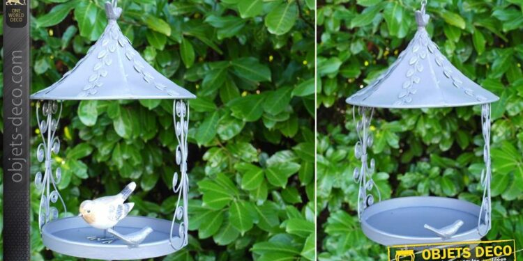 Comment faire un abreuvoir avec une bouteille en plastique ?