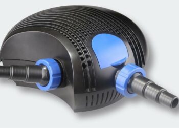 Comment nettoyer l'eau d'un aquarium ?