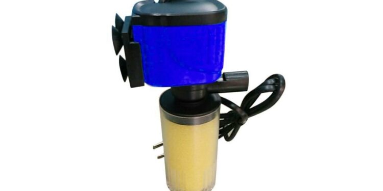 Est-ce que la pompe de l'aquarium doit tourner tout le temps ?