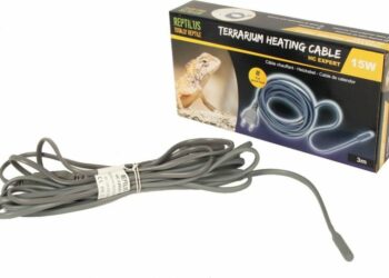 Où mettre le tapis chauffant dans un terrarium ?