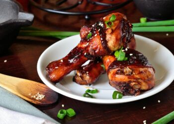 Pourquoi donner des coquilles d'huîtres aux poules ?